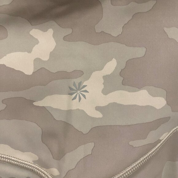 Athleta Elation 7/8 Tan Camo Tight Size SP - Picture 3 of 8